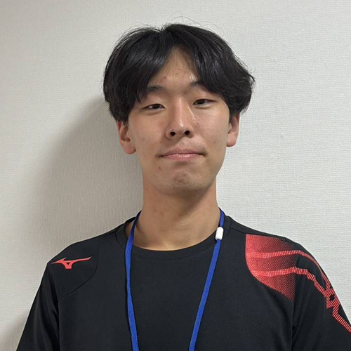 村井孔明/児童指導員